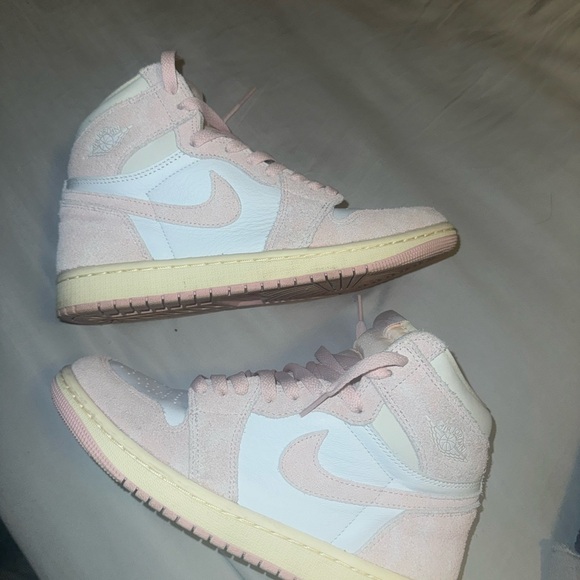 Jordan 1’s Washed Pink - Picture 1 of 4